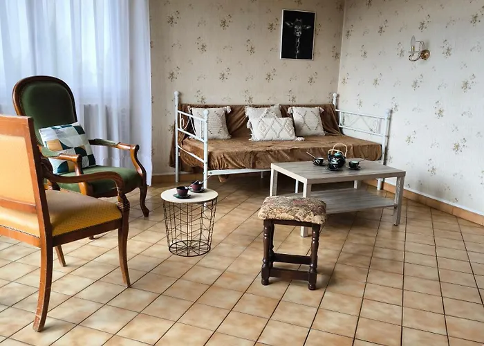 Belle Maison 4 Chambres Pour 8 Personnes